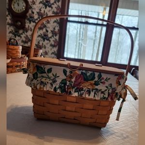 1997 Longaberger Basket